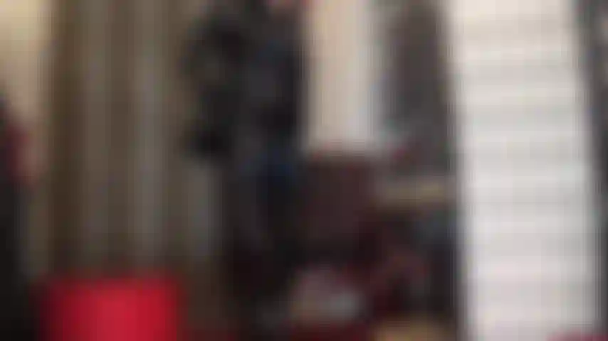 Adoro il pvc: tutta quella lucentezza ti lascia stordita, eccitata e debole.