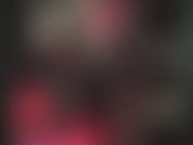 Adoro il mio grosso strapon nero, il mio culo in collant, le mie labbra e la mia lingua mi stuzzicano. La padrona vivian sa come farti cadere in ginocchio e farti implorare un cazzo enorme.