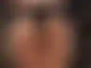 Un'incredibile adorazione del culo in perizoma e collant trasparenti color carne.