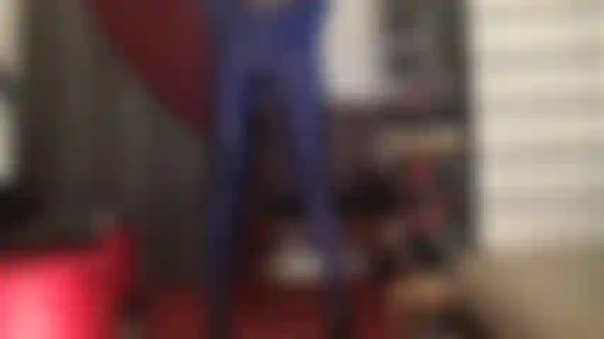 Collant sexy in spandex blu navy mi stuzzicano.