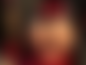 Culo nudo, piedi nudi - devo aggiungere altro :-) feticismo dei piedi e adorazione del culo con primissimo piano delle mie dita dei piedi nude e sudate... Mmmm delizioso! Puliscili con la lingua.