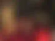 La signora vivian si veste con un abito attillato e sexy in lattice lucido. Il lattice è stato creato per queste curve meravigliose.