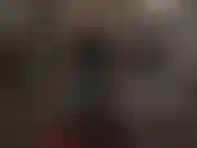 La signora vivian, vestita di pelliccia, che tira fuori tutti i suoi enormi cazzi e ti farà soddisfare ognuno di loro mentre sei al guinzaglio e al collare.