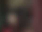 Padrona in pvc lucido con un enorme cazzo nero.