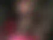 Calpestatrice di cazzi: vestita di pelle bollente, la padrona vivian seduce con le sue gambe e i suoi piedi incredibilmente lunghi e sexy in collant prima di mettere tutto il peso del suo corpo sul cazzo del tuo schiavo.