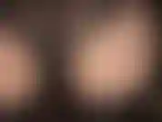 Che gioca con il tuo amore per le mutandine di raso di seta e gli strati di calze e collant. Che ti fa bollire il sangue con graziose mutandine e collant. Che vuoi toccarle, assaporarle, indossarle...