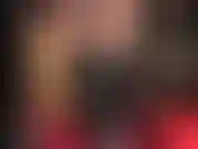 Cerco uno schiavo degli stivali: la padrona è alla ricerca di una sottomessa amante degli stivali che sappia come adorare una donna, a partire dai suoi alti stivali di pelle, fino al perfetto culo in collant e alla tuta in lycra.