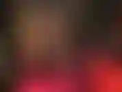 Calze a rete con cuciture, tacchi e calze a rete.