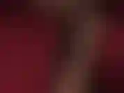 Una calda calza di nylon per stuzzicare il tuo cazzo pulsante.