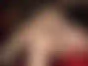 Oh, calze e giarrettiere sexy color carne con cuciture sopra i collant - la padrona conosce la tua debolezza per i collant trasparenti. Goditi calze e giarrettiere trasparenti color carne sopra calze luccicanti per una perfetta adorazione di culo e gambe.