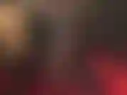 Sensuale presa in giro dei piedi: gli stivali di pelle della padrona sono una grande eccitazione per te, ma ancora di più per ciò che c'è dentro. Abbassa la cerniera con i denti e inala il profumo dei miei piedi, caldo e sudato.