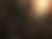 Feticista del lattice: guanti di gomma neri lucidi e caldi visti da vicino.