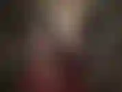 Sexy, con i capelli corti e un enorme cazzo nero che farà sentire il tuo pisello ancora più inferiore. Sph, gambe in collant, grande cazzo nero.