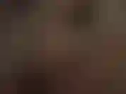 Primissimo piano delle dita dei piedi sexy in nylon della mia padrona, in collant grigi lucidi.