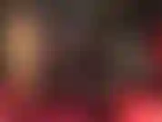 Che fa impazzire il tuo cazzo da schiavo ricoperto di nylon con strati di collant e calze a rete.