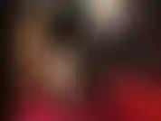 Le incredibili curve della mia mistress in attillato lattice bianco e nero lucido. Adorazione del culo, feticismo dei piedi, gambe in calze, feticismo dello sputo.