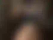 Tacchi a spillo altissimi. Ti piacerebbe sentire quel tacco a spillo extra lungo e lucido riempire i tuoi orifizi.