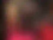 Collant con motivo giarrettiera, décolleté lucide con punta aperta e gli shorts più hot.