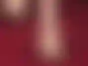 Adoro le belle dita nude dei piedi della mia padrona nelle sue pantofole scamosciate color carne: non ti piacerebbe tanto infilare la lingua tra le dita e le scarpe?!