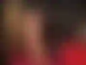 Con scarpe leopardate sexy, lunghe gambe in nylon, feticismo delle gambe incrociate, penzoloni, gioco con le scarpe.