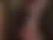 Parte 2/3... Dominazione sensuale con strap-on, con calze di pizzo bianco setoso sopra collant lucidi. Guardami mentre ti stuzzico con le mie fantastiche gambe di nylon mentre ti accarezzo, spingendo il mio grosso cazzo dentro di te.