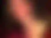 Piedi nudi e gambe nude.