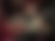 Abbandonati ai miei collant e al tuo feticismo per i piedi.