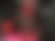 Con collant sensuali che stuzzicano le gambe in strati di nylon.