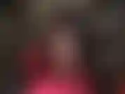 La padrona mostra in primo piano i suoi archi sexy e alti e le sue lunghe gambe in bellissimi collant neri con e senza tacchi.