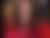 Feticismo dei piedi nudi - i sexy decolleté in lattice si abbinano bene alle calze di nylon vintage, ma quello che vuoi veramente è arrivare a ciò che c'è dentro queste calze di nylon... Piedi nudi morbidi e sexy.