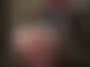 Il famoso sedere rotondo della mistress vivian, in collant neri estremamente trasparenti e body in perizoma in pvc lucido.