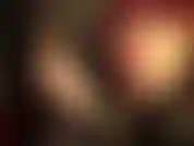 Amante della pelle, degli stivali con tacco a spillo e dei guanti caldi avvolti intorno al tuo cazzo.