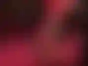 Adora i miei tacchi. Baciali, leccali, inala l'aroma dei miei piedi mentre senti la mia frusta sulla schiena.