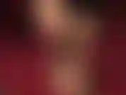 Faccio footjob con i collant, stuzzico il cazzo e le palle con i piedi in nylon.