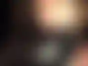 Sei pronta per un cazzo di queste dimensioni? Che abbia o meno 43 centimetri, la padrona vuole seppellirti dentro... Che gocciola il suo gustoso sputo. Guardami negli occhi azzurri e apri la bocca!