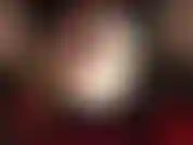 La padrona vuole che tu adori le sue meravigliose gambe lunghe in strati di nylon, fino al suo fantastico culo in pantaloncini di raso rosso, prima di chiederti di soddisfare i suoi grossi cazzi.