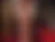 La padrona vivian mi stuzzica con il suo bel corpo in una lucida calzamaglia di pizzo color carne e giarrettiere sopra i collant, concedendo sguardi da sotto la gonna...