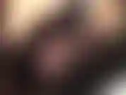 Il cazzo è servito al meglio con un po' del mio sputo. La padrona ti accarezza e ti nutre il cazzo grondante della sua gustosa saliva.