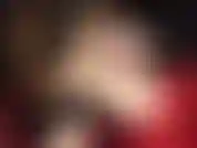 Muovi il tuo cazzo mentre immagini di poterlo strofinare su queste gambe di collant lucidi e morbidi come la seta.