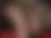 La mia schiava dei piedi, questo è il tuo posto: vivere sotto le mie profumate suole umide dei collant e i miei tacchi sarebbe un sogno che si avvera per qualsiasi amante dei piedi.