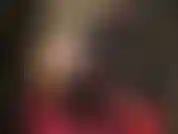 Adoro il mio corpo con una tuta in pvc lucido e stivali alti fino alla coscia: ti piacerebbe essere presa a calci da questi stivali...