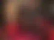 Feticista delle calze: ami così tanto queste calze sexy con la parte superiore in pizzo che vorresti infilarci dentro il tuo duro cazzo.