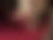 Succhio le belle dita nude dei piedi della mia padrona, poi arriva un cazzo enorme. Ti infilerò il cazzo proprio tra i miei piedi, massaggiando lo sperma direttamente nella tua bocca.