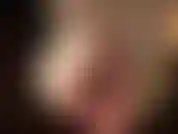 Da vicino e in prima persona con i piedi nudi della padrona vivian. Così vicina che puoi quasi assaporarli.