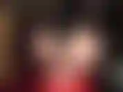 La padrona ti ha reso dipendente dal suo culo e dai suoi piedi nudi.