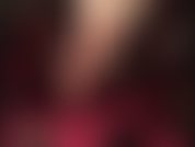 Posso adorare i meravigliosi piedi della signora vivian, i suoi archi alti e le sue graziose dita dei piedi, indossando collant neri trasparenti e nudi.