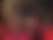 Parte 1/3... Il mio strapon ti aspetta: goditi la sensuale dominazione con uno strapon, un grosso cazzo bianco che viene spinto nella tua piccola figa stretta mentre sei seduta sopra, aggrappandoti alle mie cosce in collant.