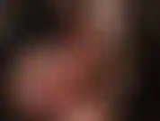 Adoro i piedi nudi e indosso calze ff, mi stuzzicano i piedi nudi, una calza di nylon completamente modellata tirata sul piede e un dildo da strofinare dappertutto.