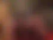 Che si fa penetrare il cazzo in nylon - spingendo lentamente il mio enorme strapon nero ricoperto di nylon nel tuo stretto buco del cazzo. Senti le mie calze di seta che ti aprono così bene.