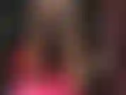 Dominazione con strapon e adorazione del culo. Ami così tanto il cazzo enorme della tua padrona che è tutto ciò a cui riesci a pensare. Quanto sei fortunata a poter adorare anche il mio culo perfetto e le mie gambe in collant.